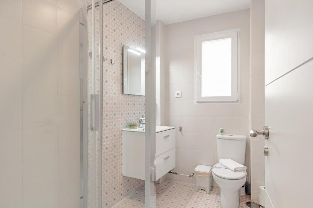 2 Bedrooms 1 Bathroom Furnished - Las Letras - Bright - Mintystay Мадрид Екстер'єр фото
